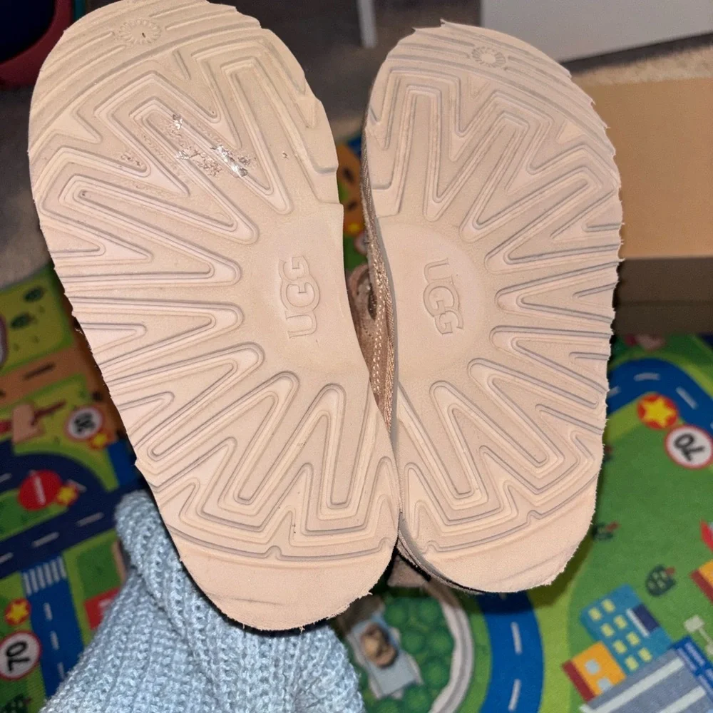 Children Unisex Boots UGG Kids Neumel II (Toddler/Little Kid) SIZE 12 PRE-OWNED